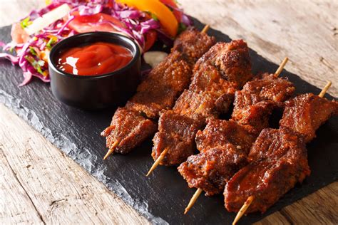  Suya!  Een Brandend Belegen Barbecue-Feest van West-Afrikaanse Specerijen